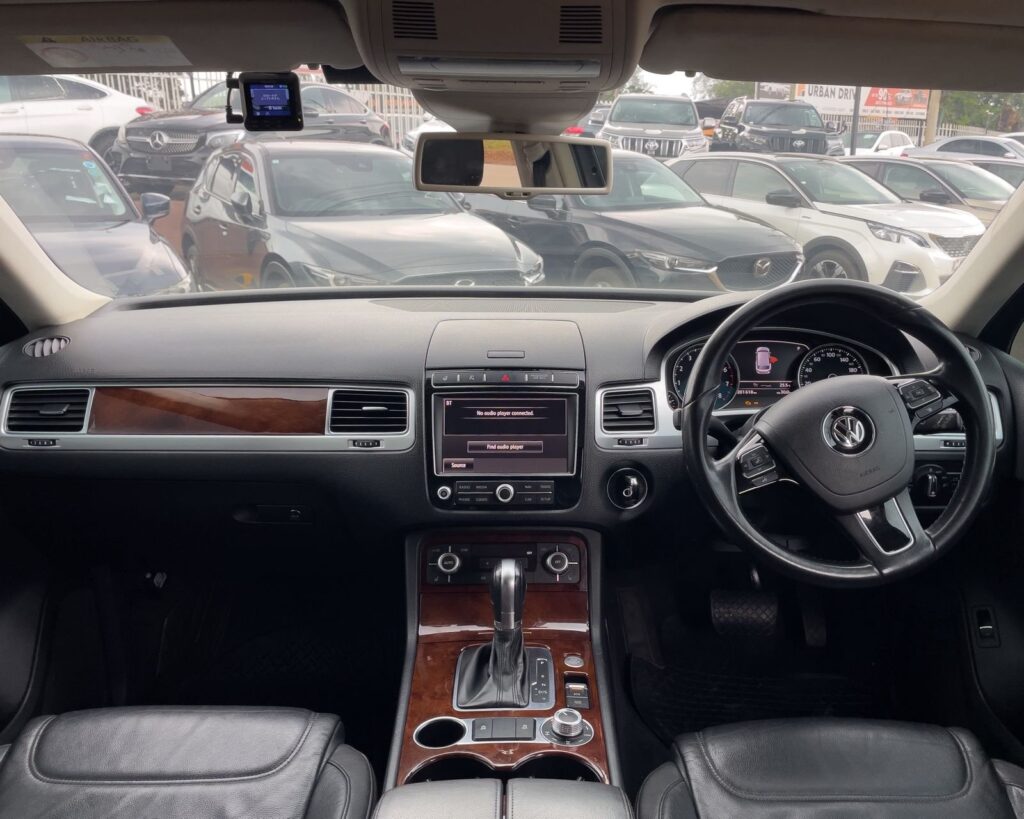 Volkswagen Touareg